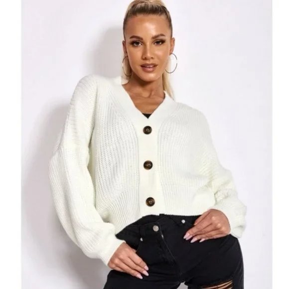 Knitted Long Sleeve V-Neck Loose Fit Cardigan Sweater - Picture 13 of 14